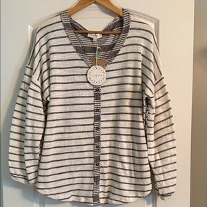 Umgee striped V-Neck shirt